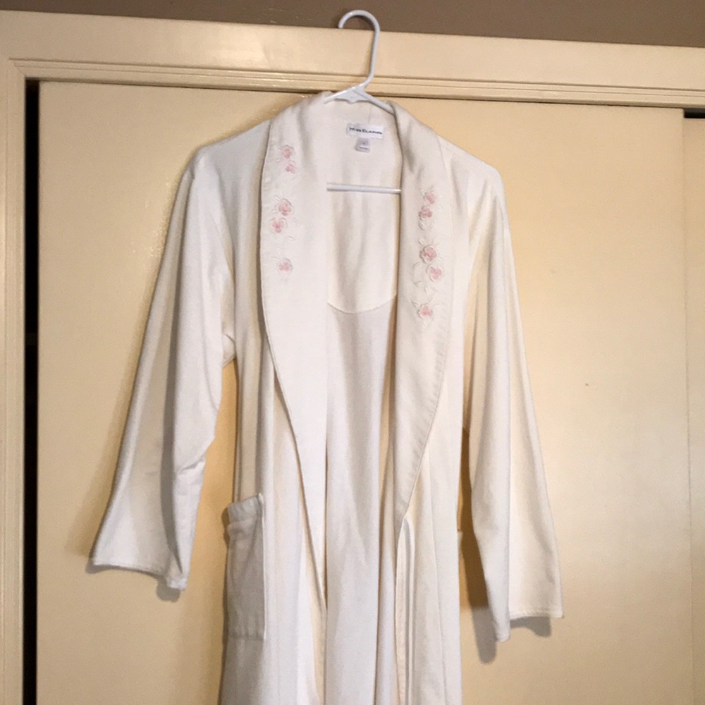 bath robe